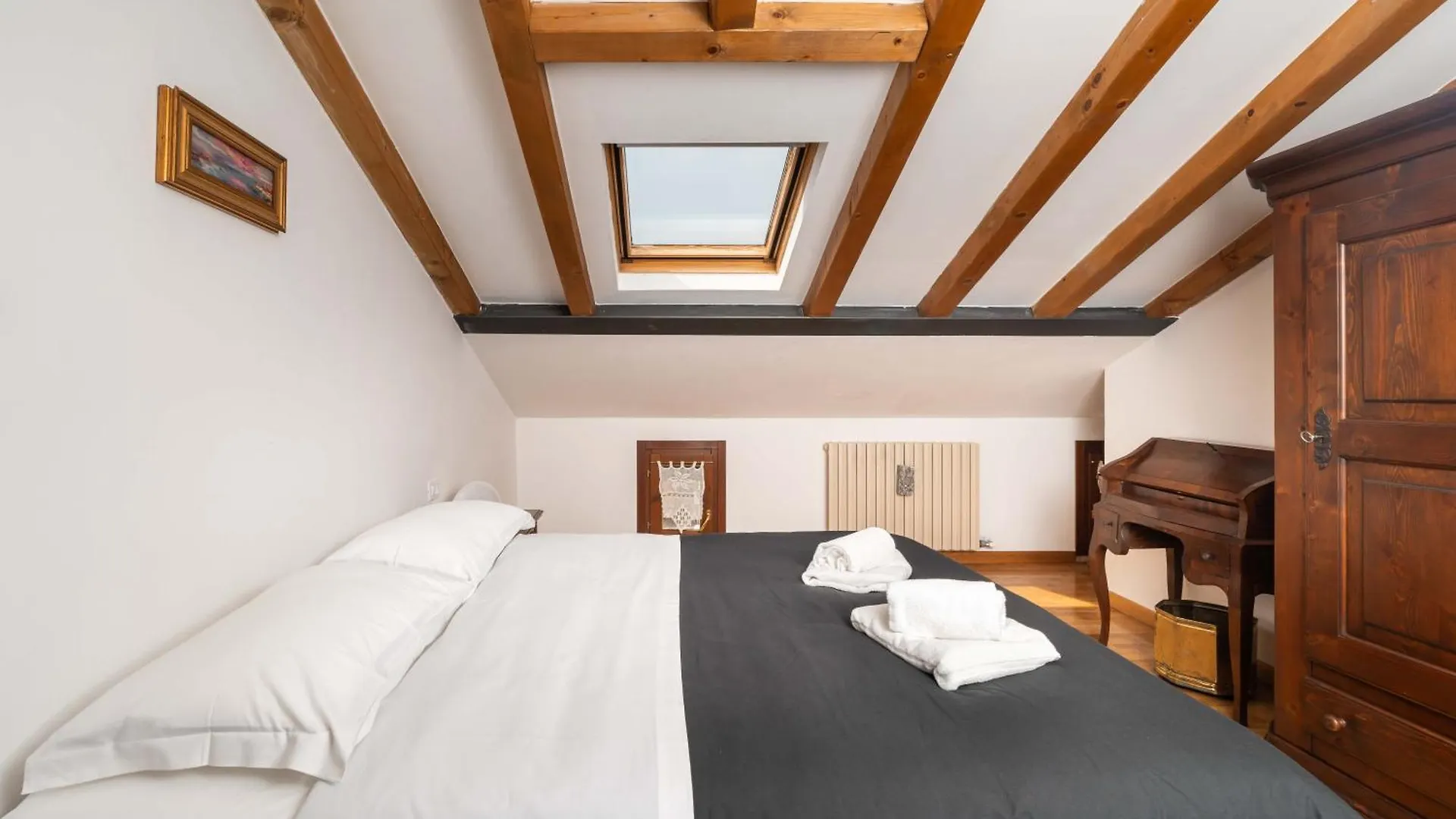 Veronetta Mini Attic Apartment Italy